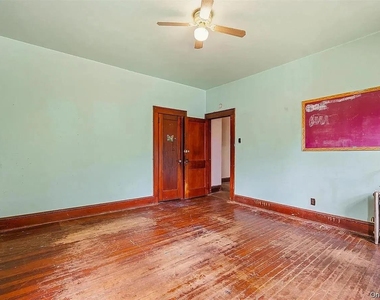 13 Cottage Street - Photo Thumbnail 19