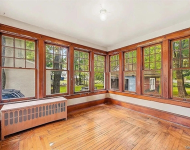 13 Cottage Street - Photo Thumbnail 9