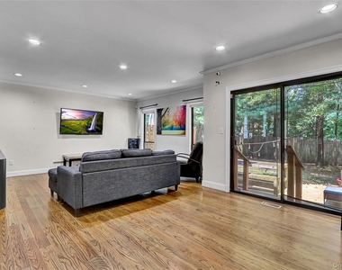 18 Villas Circle - Photo Thumbnail 4