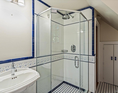 84 Luquer Road - Photo Thumbnail 12