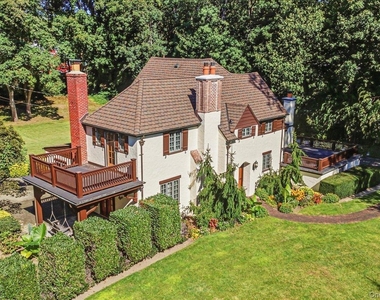 84 Luquer Road - Photo Thumbnail 15