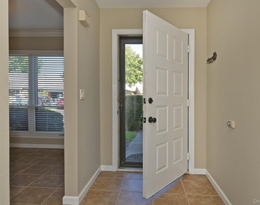 56 South Pond Lane - Photo Thumbnail 7