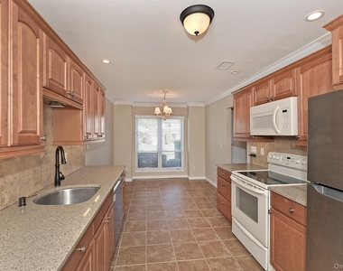 56 South Pond Lane - Photo Thumbnail 9