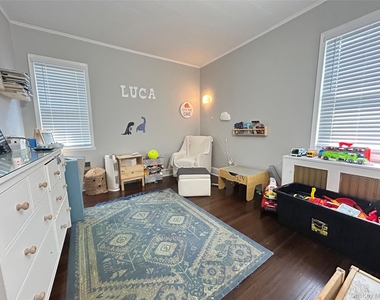 324 Hayward Avenue - Photo Thumbnail 9