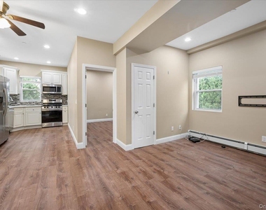 84 Howard Street - Photo Thumbnail 5