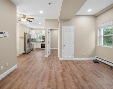 84 Howard Street - Photo Thumbnail 3