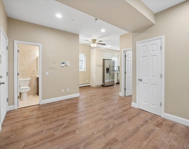 84 Howard Street - Photo Thumbnail 4