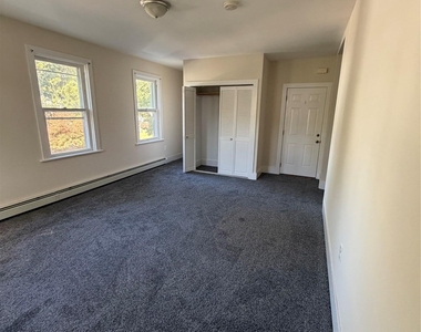 19 Wheeler Avenue - Photo Thumbnail 7