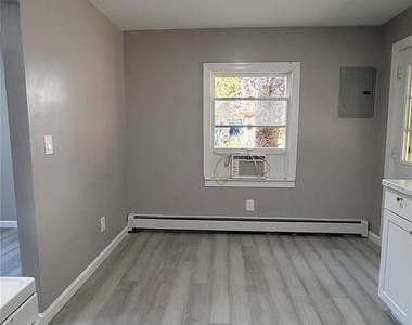 595 Saddle River Road - Photo Thumbnail 10