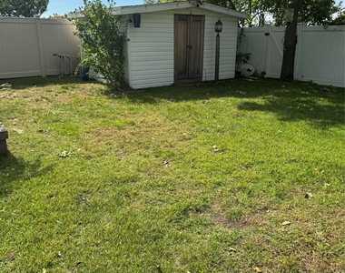 50 Cedar Point Drive - Photo Thumbnail 21