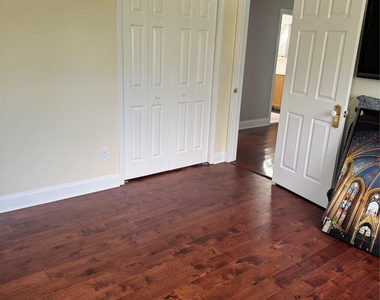 50 Cedar Point Drive - Photo Thumbnail 13