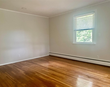 282 Laurel Road - Photo Thumbnail 16