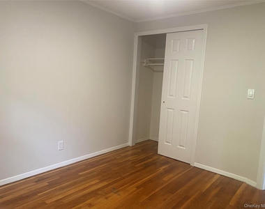 282 Laurel Road - Photo Thumbnail 15