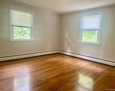 282 Laurel Road - Photo Thumbnail 13