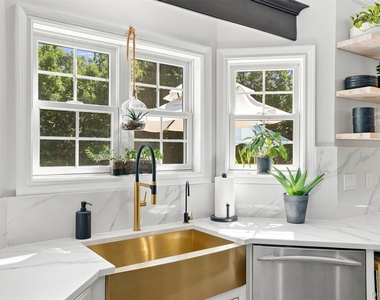 34 Woodcrest Lane - Photo Thumbnail 14