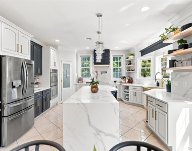 34 Woodcrest Lane - Photo Thumbnail 11