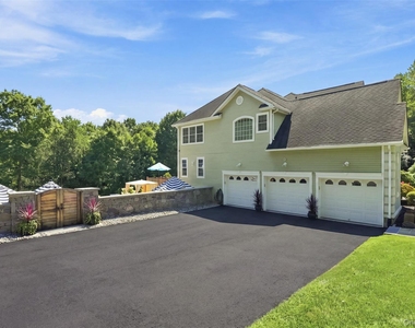 34 Woodcrest Lane - Photo Thumbnail 44