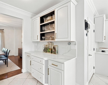 34 Woodcrest Lane - Photo Thumbnail 16