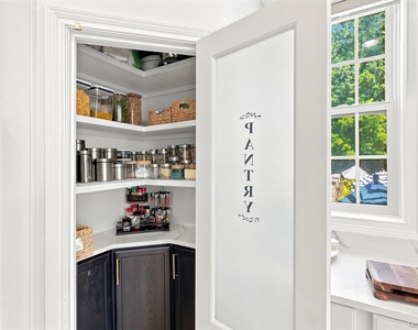 34 Woodcrest Lane - Photo Thumbnail 15