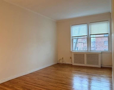 7731 166th Street - Photo Thumbnail 5