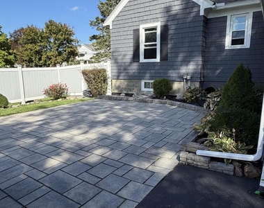 68 Van Dyke Avenue - Photo Thumbnail 21