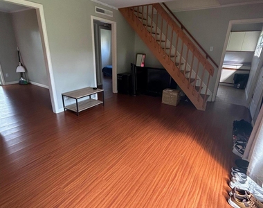 349 Whitehall Road - Photo Thumbnail 4
