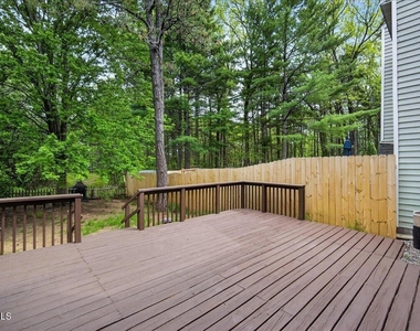 10 Deer Run Drive - Photo Thumbnail 21