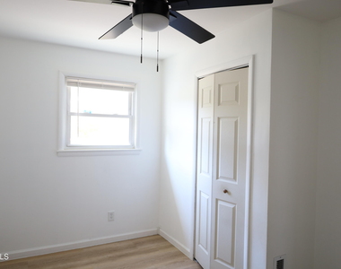 988a Township Road - Photo Thumbnail 12
