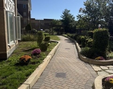 358 Rector Street - Photo Thumbnail 5