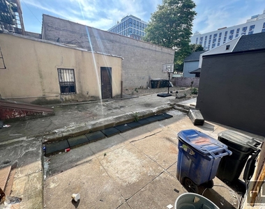 605 Liberty Avenue - Photo Thumbnail 5