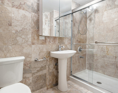 125 Bergen Street - Photo Thumbnail 8