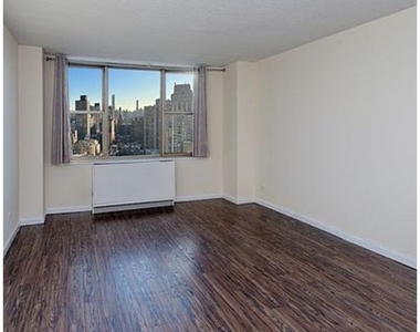 301 E 79th Street - Photo Thumbnail 2