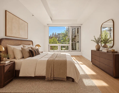 150 N 5th Street - Photo Thumbnail 2