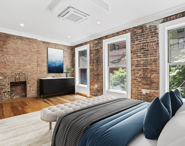 328 W 46th Street - Photo Thumbnail 8