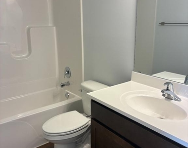 107 Olga Drive - Photo Thumbnail 22