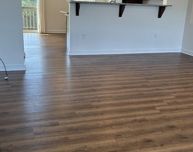 107 Olga Drive - Photo Thumbnail 9