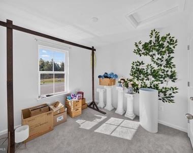 220 Gentle Breeze Drive - Photo Thumbnail 18