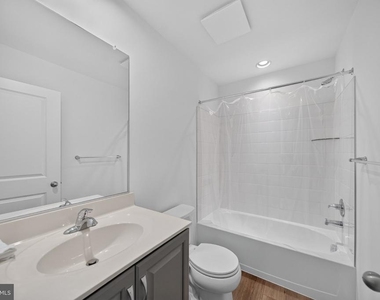 220 Gentle Breeze Drive - Photo Thumbnail 20