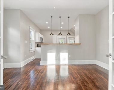143 S Purcell Avenue - Photo Thumbnail 11