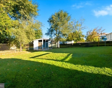 143 S Purcell Avenue - Photo Thumbnail 37