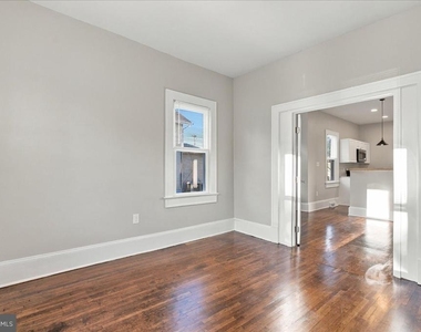 143 S Purcell Avenue - Photo Thumbnail 21