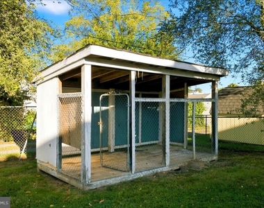 143 S Purcell Avenue - Photo Thumbnail 38