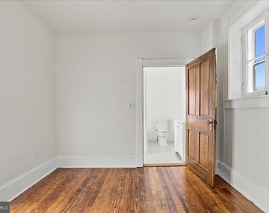324 W Boscawen Street - Photo Thumbnail 10