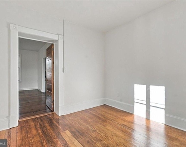 324 W Boscawen Street - Photo Thumbnail 11