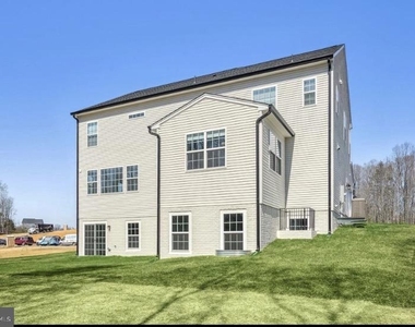 204 Truslow Ridge Court - Photo Thumbnail 2