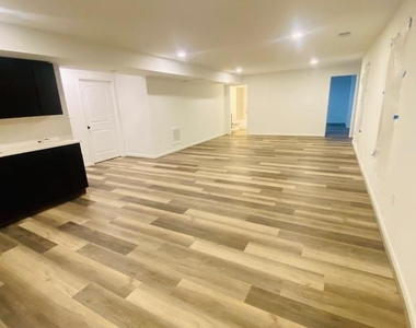 204 Truslow Ridge Court - Photo Thumbnail 4