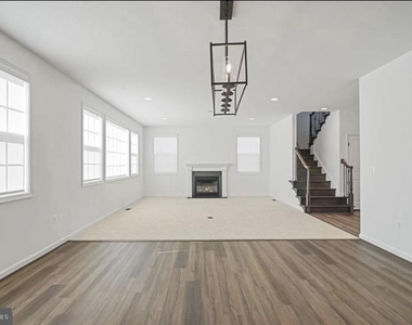 204 Truslow Ridge Court - Photo Thumbnail 5