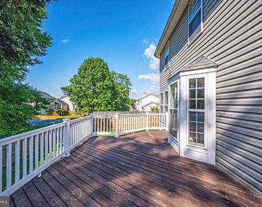 80 Tanterra Drive - Photo Thumbnail 4