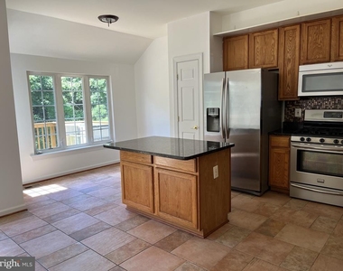 14118 Madrigal Drive - Photo Thumbnail 3
