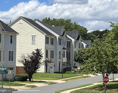 14118 Madrigal Drive - Photo Thumbnail 19